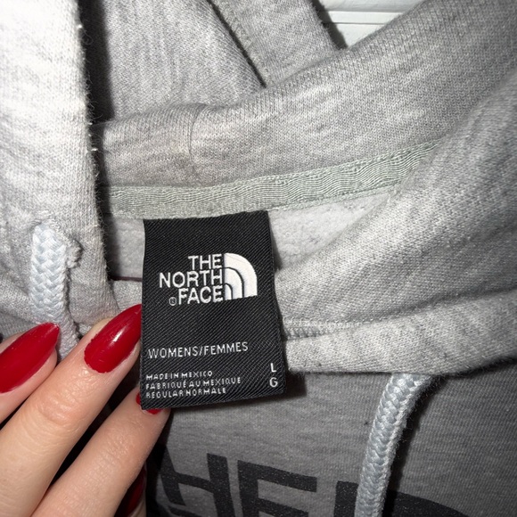 North face hoodie - Picture 3 of 3